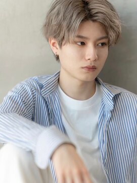 イオ 本厚木(io) アップバングハイトーンセンターパートメンズカットイメチェン