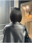 ストレートボブ/ブルーブラック