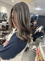 キング 高槻(K!ng) 縮毛矯正髪質改善ハイライトレイヤーカット高槻美容室エクステ