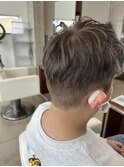 メンズカット爽やか刈り上げハイライトカラーショートスタイル