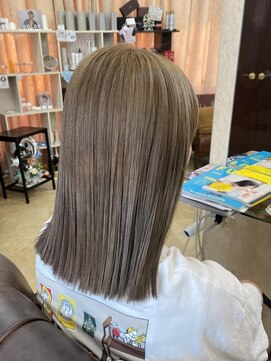 スーペリオル(Superior) ダブルカラー/ミルクティーベージュ