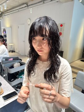 アム(amu) ロングパーマ/レイヤーパーマ/ウルフパーマ/ハッシュカット