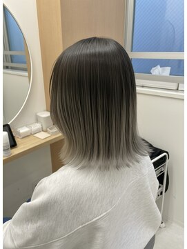 ログ キンシチョウ(L.O.G KINSHICHO) バレイヤージュカラー[錦糸町/亀戸/小岩/住吉/両国/森下/平井]