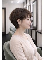 メロウ 成田(Mellow)&nbsp;透明感ベージュと軽やかレイヤーショート　成田駅/マンツーマン