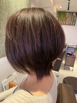 ヘアーメイク バス(Hair make bas) グラウルフ