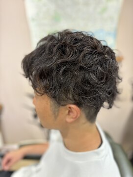 カムデンタウン(Camden Town) ツイストスパイラルパーマスタイル,20代,30代,40代