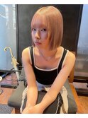 ホワイトベージュ
