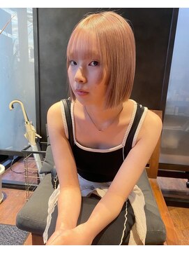 ナンバー 秋田店(N°) ホワイトベージュ