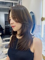 シェノン サントル(CHAINON CENTRE)&nbsp;透明感とまろみのあるブラウン×艶っぽワンホンレイヤー/梅田