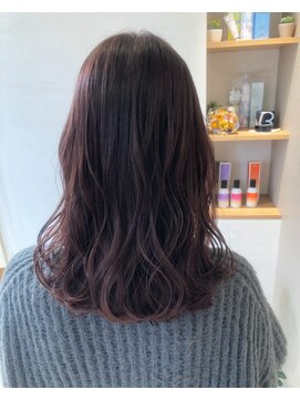 ブロッシー(blossy.) 、