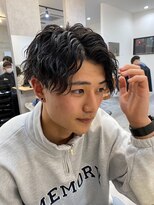 センターパート波巻きパーマスパイラルパーマツイストスパイラル