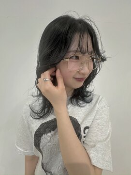 美容室ヒラトヤ 都南店 ナチュラルシースルーバング小顔フェイスレイヤーハッシュカット