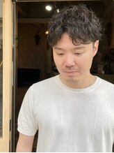 ハウワズ 西荻窪(HAWuaz) 刈り上げセンターパート×シャドウパーマ