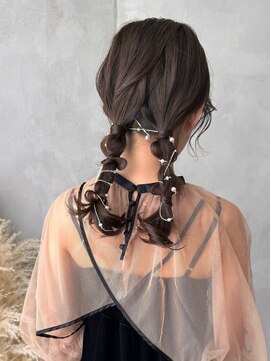 オモチャ(OMOCHA) パールが輝くツインアレンジ