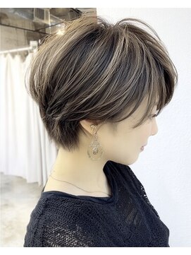 ルーファス 恵比寿 渋谷(Ruufus) ミルクティーベージュ×マッシュショート