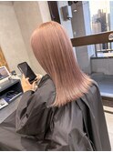 ピンクベージュ、ハイトーン、ダブルカラー、切りっぱなしボブ
