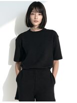 ルーチェス(LUCE/s) 「大人モードな黒髪切りっぱなしボブ