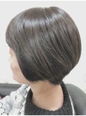 ツヤっと前下がりボブ