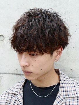 フィフス(fifth) フェザーマッシュ スパイラルパーマ ツイストパーマ コンマヘア