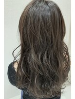 サローネ サンク(SALONE CINQ) 抜け感ロングスタイル