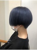 センターパートショート×ブルーカラー