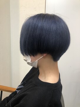 テーラヘアー 五井(TELA HAIR) センターパートショート×ブルーカラー