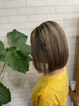 ライフ 四条畷店(Lyfe) ハイライトグラデーションボブ_ボブウルフ_214