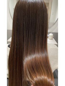 オーク(O.a.K) 艶髪ハイトーンカラー　　池田優貴