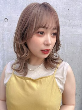 ポーチバイハニー オモテサンドウ(PORCH by HONEY omotesando) 大人可愛い20代30代40代ウルフカールレイヤー×ラテベージュ