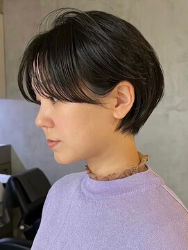 エリマ  茅ヶ崎(elima) ショートカットショートボブ前下がりボブくびれショート30代