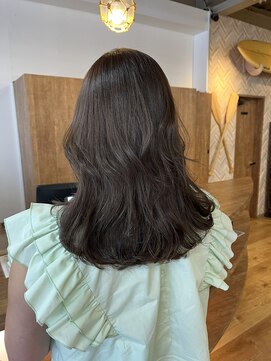 バイエイト 野並店(By Eight) ミディアムレイヤー×ダークグレー