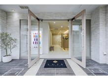 ルイス(LUYS)の雰囲気（優しい色合いで大人女性が落ち着ける空間に誘います）