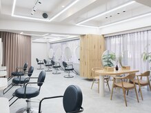 ケシキ 表参道 原宿(kesiki.)の雰囲気（【縮毛矯正/髪質改善】明治神宮前駅7番出口徒歩30秒/縮毛矯正）