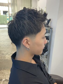 アンサー 千葉中央(UNSER prod by THE DAY) 刈り上げツーブロックスパイキーショート/テーパーフェード