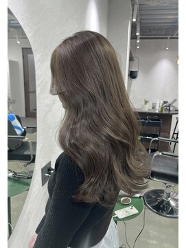 トーン(tone) オリーブベージュ×大人ナチュラルレイヤーヘア