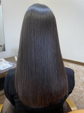 ルッソ チアロ(Lusso chiaro) トリートメントストレート