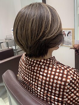 タヤ シァル鶴見店(TAYA)の写真/お客様の骨格・毛流れを見極め、あなたに似合う美フォルムを見つけます！伸びてきてもキレイなショート◎