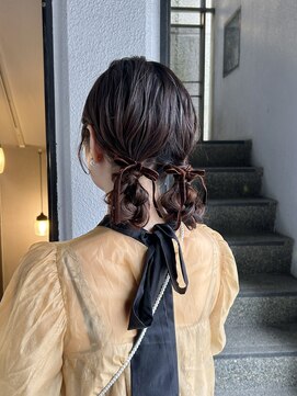 テテ ニコ(tete nico) ヘアセットアレンジ参列タイトシニヨン