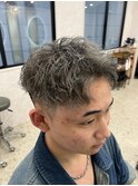 シルバーグレイスパイキーショート