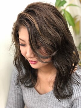 ルルスス 中庄店(rursus nakasyo) デザインハイライトカラー