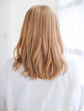 ウル 吉祥寺(ulu) ショートバングのゆるミックスカール