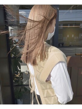 ニキータ(Nikiita) 透明感たっぷりミルクティーグレージュ