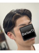 バーバーティー(Barber Tt) バーバースタイル【ツーブロックセンターパート】