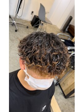 エルオム(EL.HOMME) 波巻きプードルパーマ