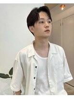 ウェットセンターパート七三オールバックツーブロック（表参道）