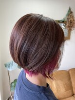 エルフゥ(Elle fou)&nbsp;インナーカラーピンクパープル　ショートボブ