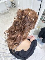 ブルームス アンジュ(Blooms Unge) お団子ハーフアップ