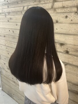 ムーンボウ(moon bow) 美髪誘導ヘッドスパでうる艶ロングヘア