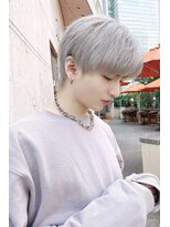 ランズ(LANDS)&nbsp;メンズカット　シルバーアッシュ【韓国ヘア 大阪 梅田】