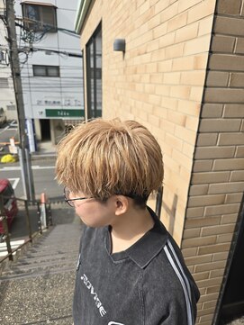 アノ(Ano.) 大分中央町メンズパーマカットブリーチダブルカラーハイトーン